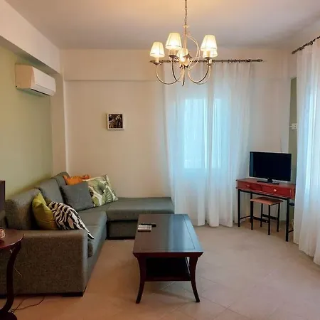 Perakis Maisonette *